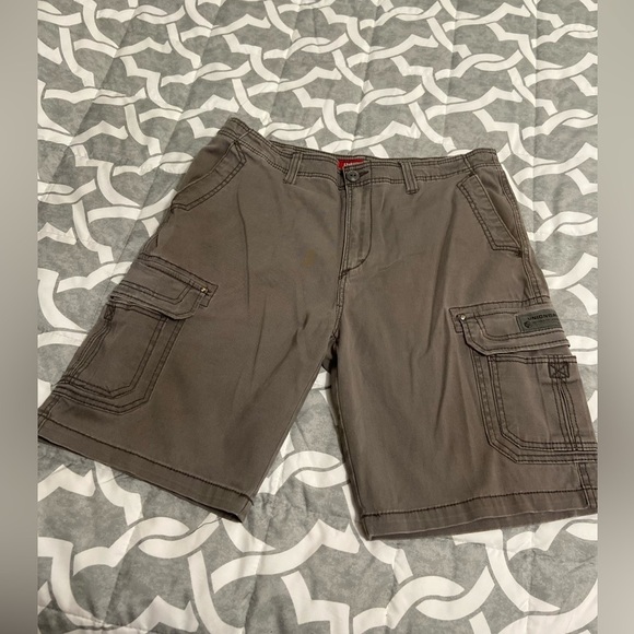 UNIONBAY Other - UnionBay~Men’s Classic Fit~Vintage Wash~Multi-Pocket~Belted~Cargo Shorts~Size 36